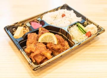 辛い唐揚げ弁当