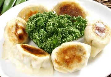 【003】焼き水餃子