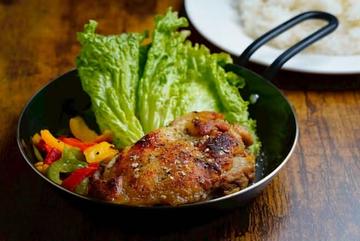 ハーフスパイスハーブチキンステーキ弁当 Half Spiced Herb Chicken Steak Box