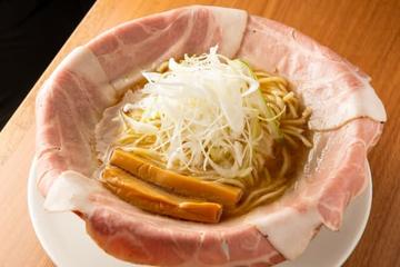 平和～PEACE～ Ramen  Shoyu and Seafoodbased soup