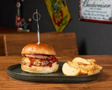 Bacon Cheese(ベーコンチーズ)+フライドポテト