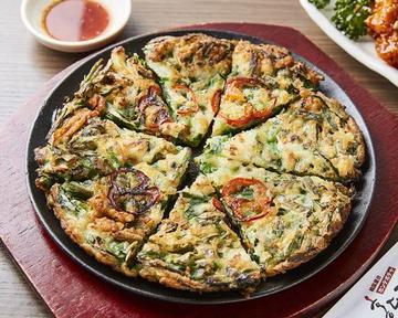 海鮮チヂミ Seafood Korean Pancake