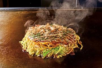 ミックス広島焼 Hiroshima-Style Mixed Okonomiyaki