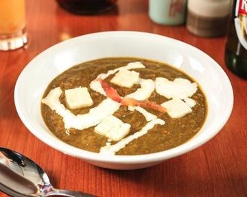 ほうれん草パニールカレー Spinach Paneer Curry