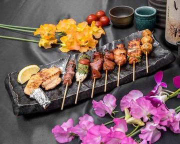 焼鳥おまかせ串盛合せ8本