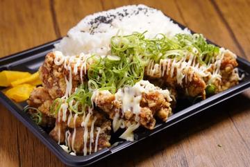 デカ盛り！ネギマヨ唐揚げ弁当Big Size！ Green Onion ＆ Mayo Karaage Bento10 pcs
