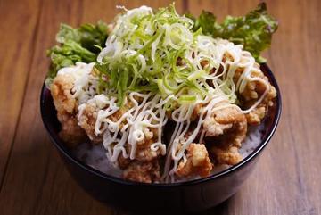 ネギマヨ唐揚げ丼 Green Onion ＆ Mayo Karaage Donburi 5 pcs