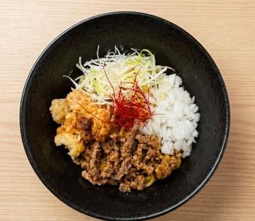 山椒担々牛まぜそば(200g)