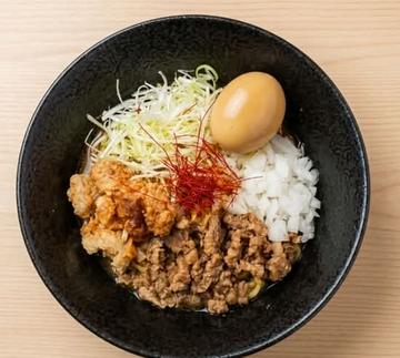 味玉山椒担々牛まぜそば(200g)