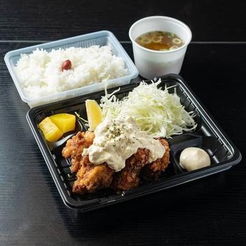 チキン南蛮風唐揚げ弁当 (唐揚4個+ごはん150g+味噌汁付き)