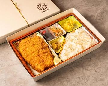 特上ロースかつ(200g)弁当 米澤豚一番育ちを使用
