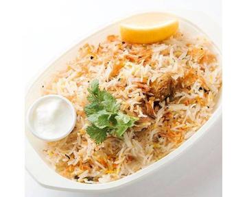 ハイデラバディ チキン ビリヤニ(ライタつき) Hyderabadi Chicken Biryani(with Raita)
