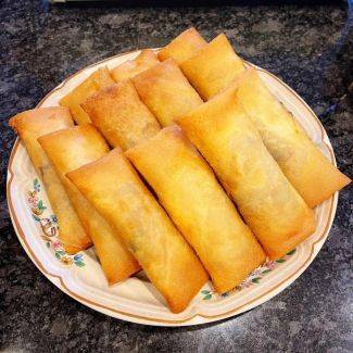 中華春巻き揚げ spring rolls 2個