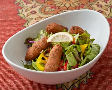 ファラフェルサラダFalafel salata