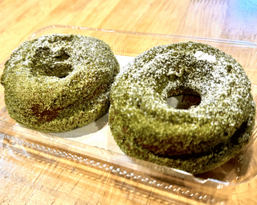  揚げたてドーナッツ 抹茶 2個入り  Donuts With Matcha