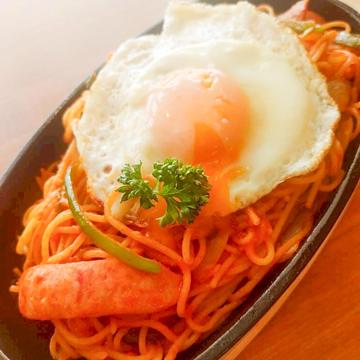 鉄板ナポリタン
