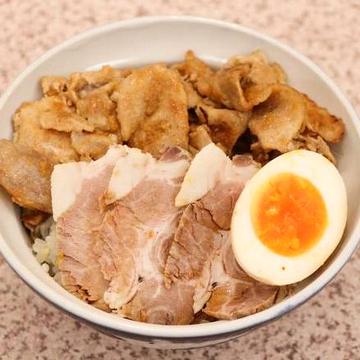 生姜焼きチャーシュー丼