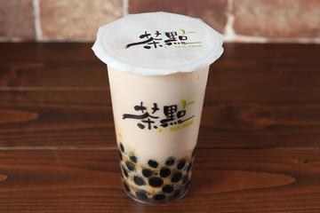 アッサム紅茶黒糖タピオカミルクティー(阿姆茶黑糖茶)