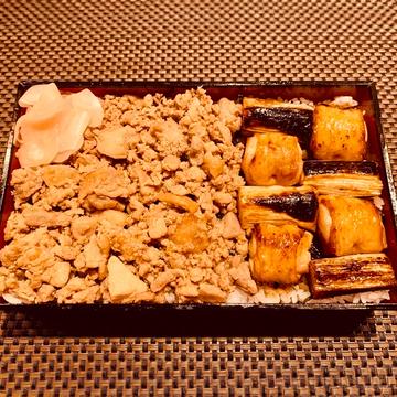 焼鳥そぼろ重