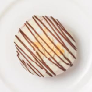 ホワイトチョコドーナッツ / White Chocolate Donut