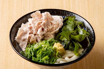 肉わかめうどん