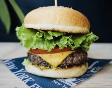【炭焼き】ニューヨークチーズバーガー
