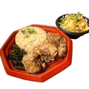 チャーハンと唐揚げ弁当