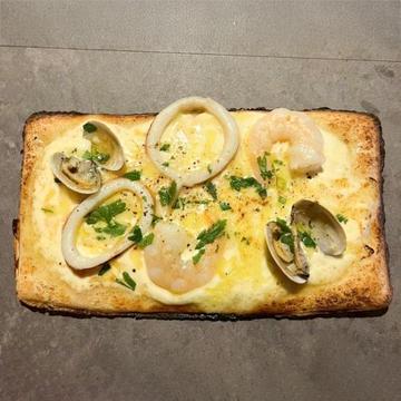 スクエアピッツァペスカトーレビアンカ SQUARE PIZZA PESCATORA BIANCA(1~2人前)