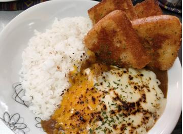 パンカツカレー炙りチーズ乗せ