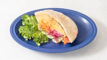 フムスサンド Hummus sandwich ヴィーガン