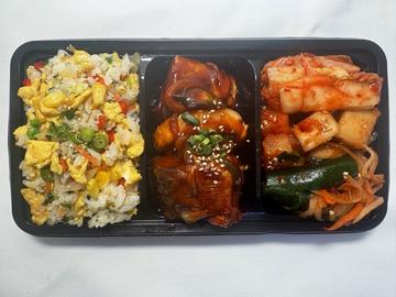 韓国家庭定食3種セット 玉子野菜チャーハン+韓国式サバ煮+キムチ盛り合わせ