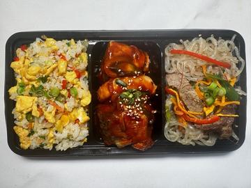 韓国贅沢定食3種セット 玉子野菜チャーハン+韓国式サバ煮+牛肉チャプチェ