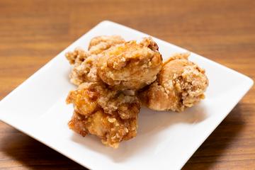 モモからあげ1コ (中津醤油味) 1 Deep Fried Chicken Thigh