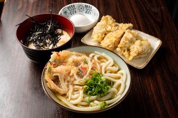 週替わりセット(うどんと丼)(温)