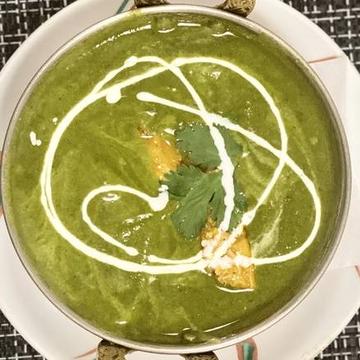 ほうれん草チキンカレー Spinach ＆ Chicken Curry