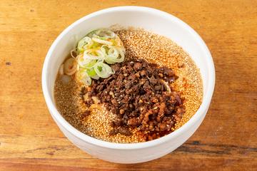 白ゴマ担々麺