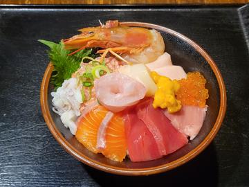 特選海鮮丼