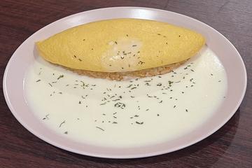 ふわとろオムライス|ホワイトソース