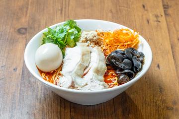 味玉鶏赤湯らーめん
