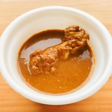 【ルーのみ】チキンのスパイスカレー《チキン付き》