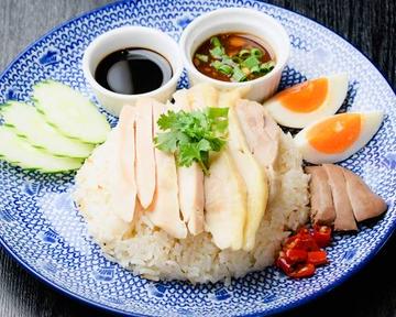 カオマンガイ(タイ式チキンライス)