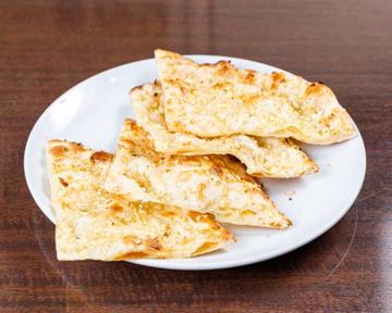ガーリックナン(Garlic Naan)