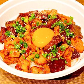 ホルモン丼