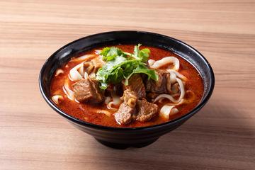 牛肉刀削麺
