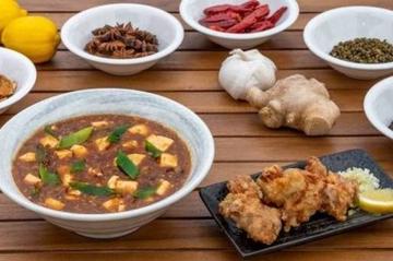 【創業20余年伝統の味】広東麻婆豆腐(単品)＆鶏の唐揚げ3個 Mapo Rice Bowl ＆ Fried Chicken (3)