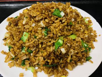 豚肉チャーハン(猪肉炒)