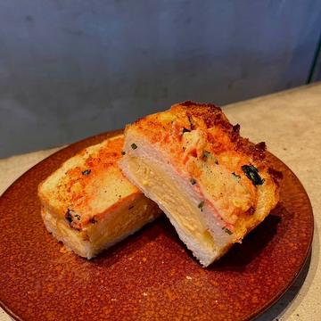 明太チーズオムレツサンド