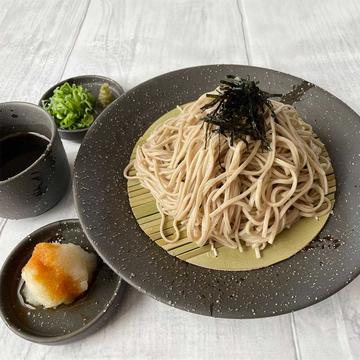 おろし蕎麦(冷)/grated daikon and grated carrot mixed together
