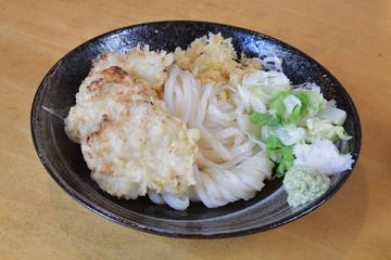 かしわ天讃岐うどん(温) Sanuki Udon Noodles with Chicken Tempura (Hot)