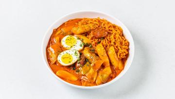 ローゼトッポキ (クリームトッポキ) ラーメン